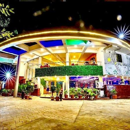 The Center Court Resort & Spa Varca Esterno foto