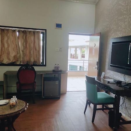 The Center Court Resort & Spa Varca Esterno foto