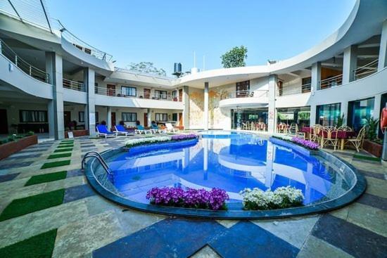 The Center Court Resort & Spa Varca Esterno foto